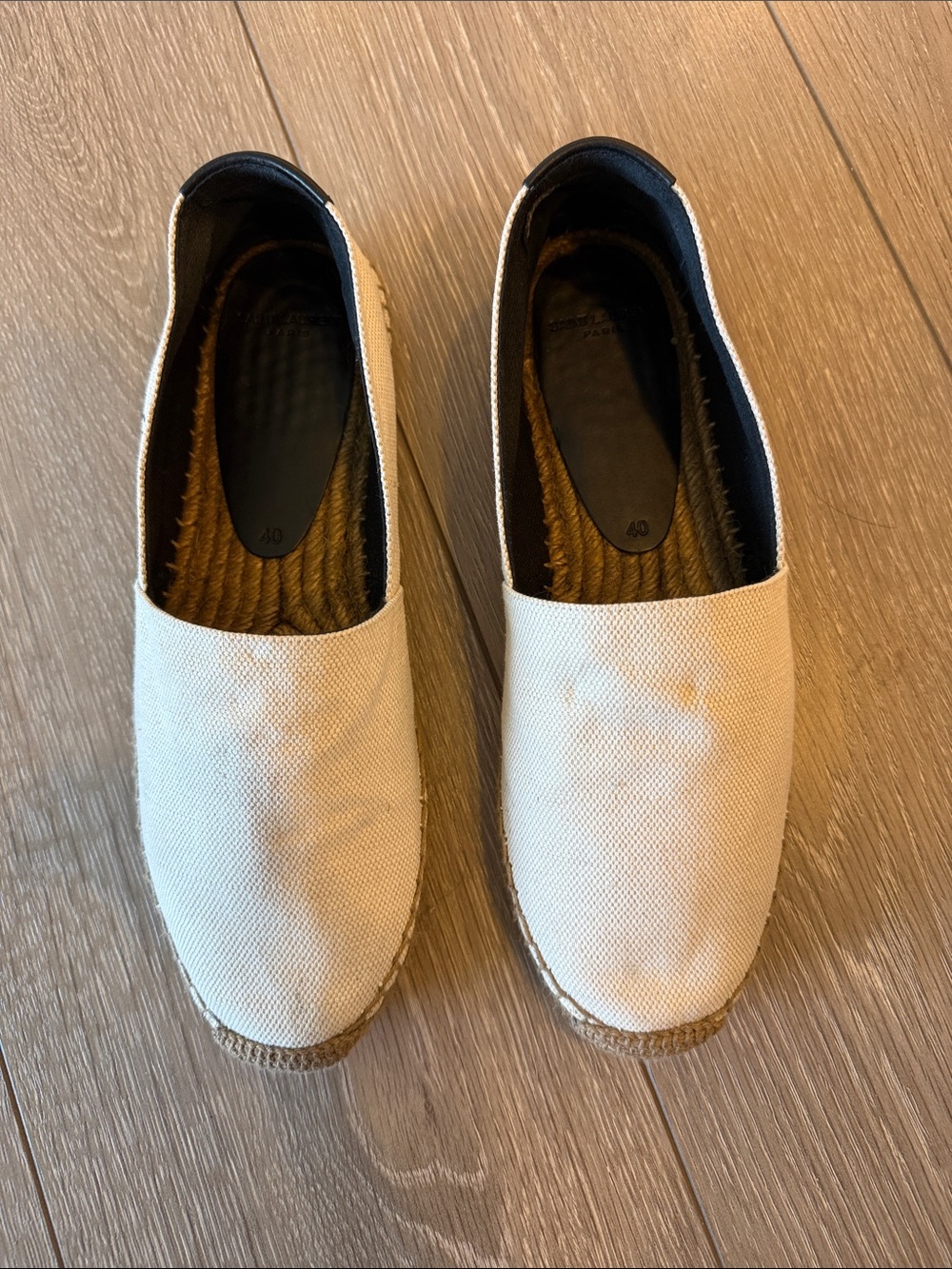 SAINT LAURENT
Signature Espadrilles in White & Black - Picture 6 of 11